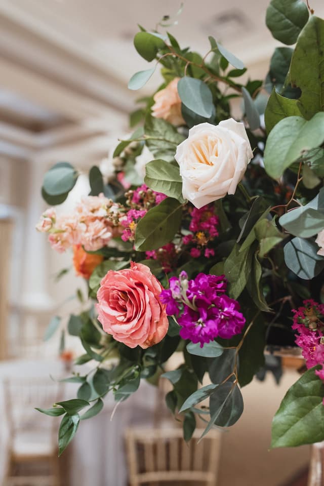 Zita & Balázs glamour báltermi esküvője 4